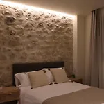 Holiday home Lujo Rural Con Piscina Salina Climatizada Y Jardin