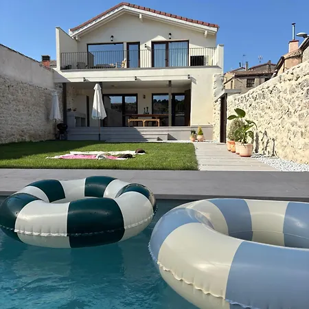 Olivera Lujo Rural Con Piscina Climatizada Casa vacanze