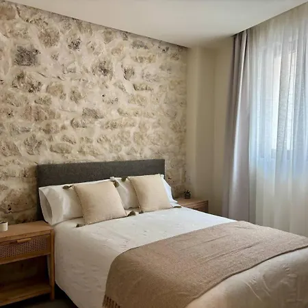 Lujo Rural Con Piscina Salina Climatizada Y Jardin Casa vacanze *